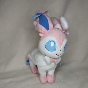 Pokemon Sylveon Plush, Pokemon Center.